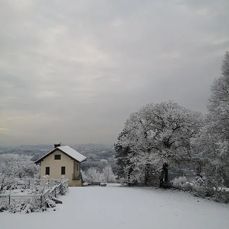 Ferienhaus Apartma Hisa Na Ravnah With Hot Tub