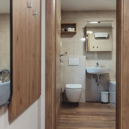 Ferienhaus Apartma Hisa Na Ravnah With Hot Tub